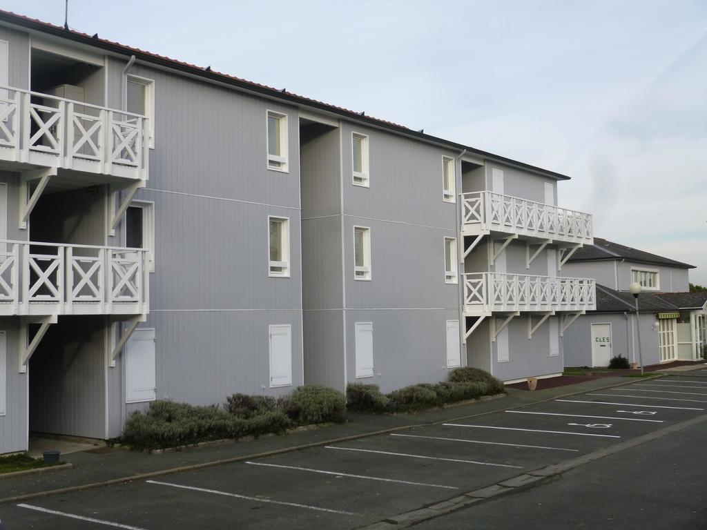 Fasthotel Angers Beaucouzé Exteriör bild